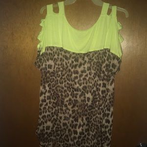 NWOT Rue21 Cutout Sleeve Blouse